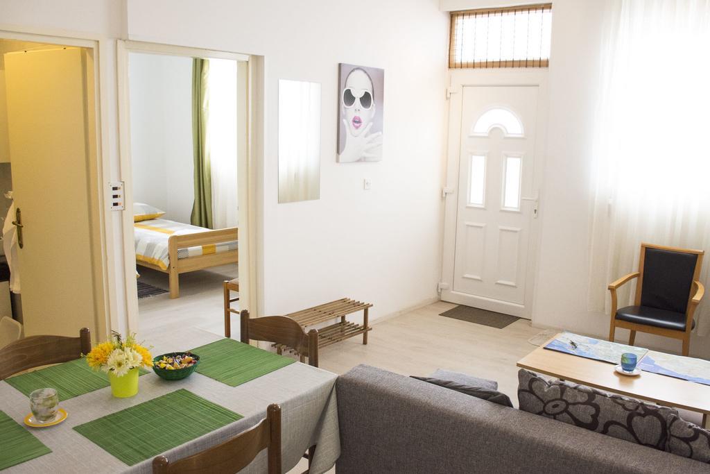 Apartment Majda ชิเบนิก ภายนอก รูปภาพ
